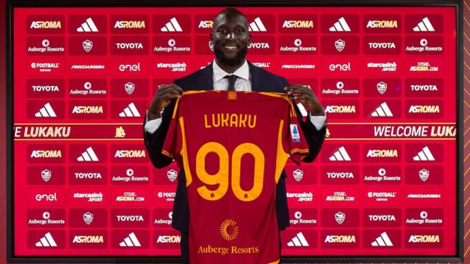 Chelsea striker Romelu Lukaku agrees to join Roma on season-long loan