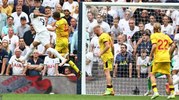 Tottenham score twice in stoppage time to stun Sheffield United