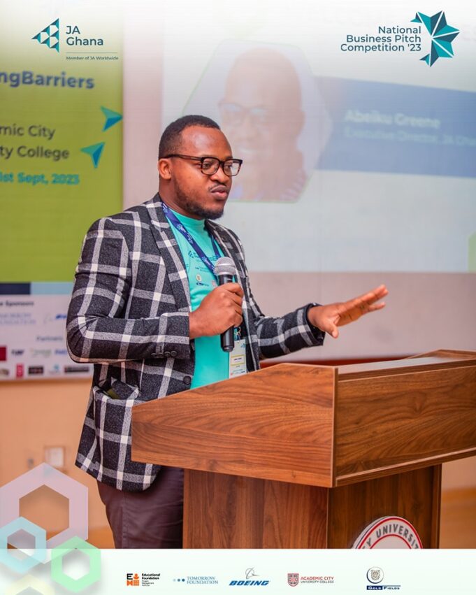 JA Ghana, industry players impressed with innovative ideas pitched by participants at National Business Pitch Competition