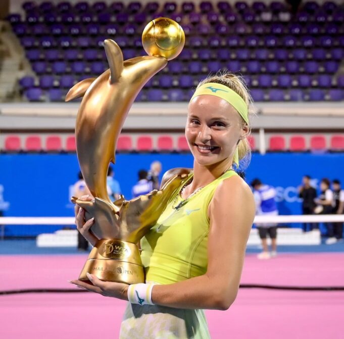 Rebecca Sramkova claims maiden WTA Title, dedicates victory to Grandfather