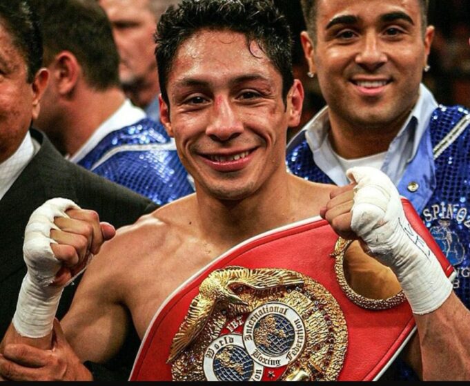 Boxing World mourns the loss of Israel Vazquez