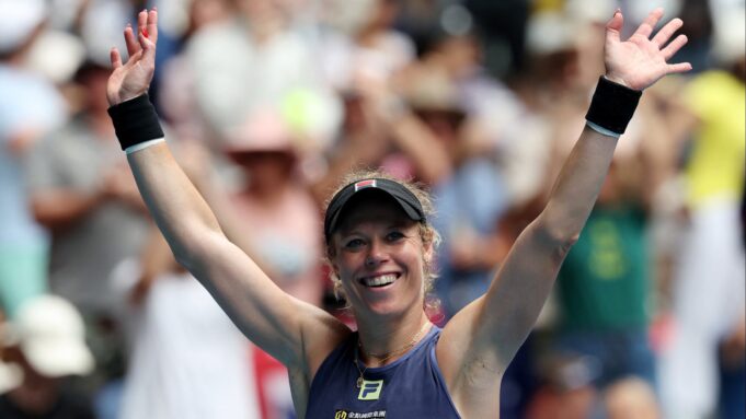 Laura Siegemund upsets Olympic Champion Zheng at Australian Open