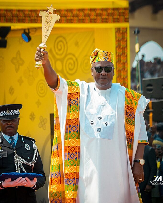 I can appoint 60 minsters – Mahama to Ghanaians