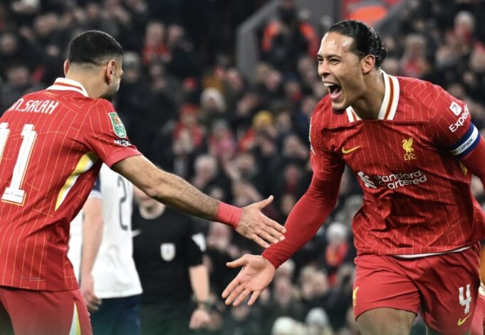 Salah strikes as Liverpool cruise past Spurs to Wembley