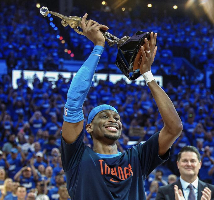 Gilgeous-Alexander powers Thunder to Game 2 win over Wolves