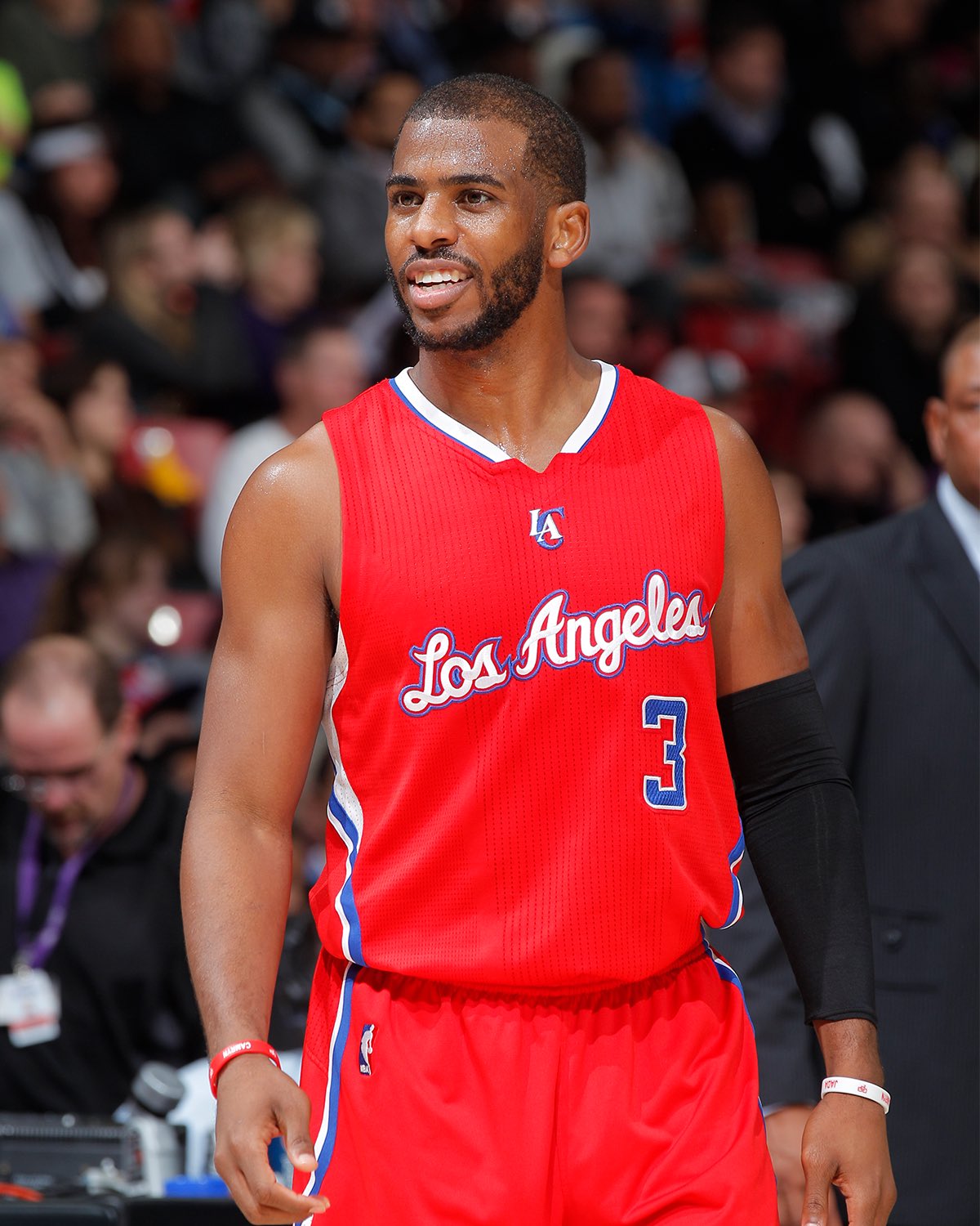 Chris Paul returns to Clippers for 21st and likely final NBA season
