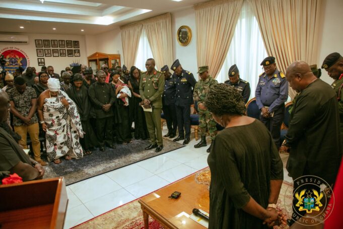 President Mahama visits families of fallen Servicemen