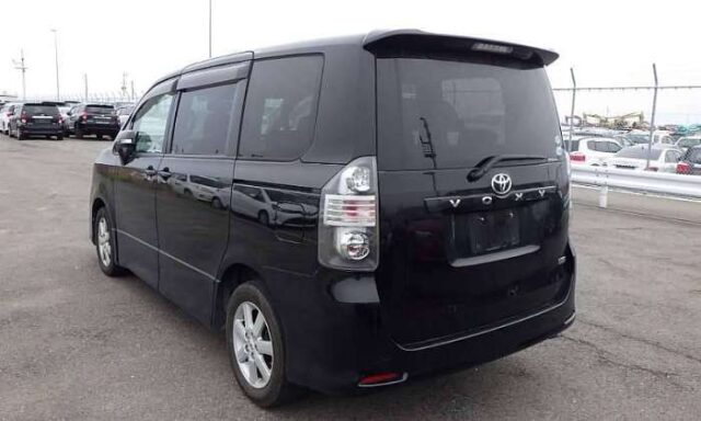 114202641835-23041q5dcw-img3233