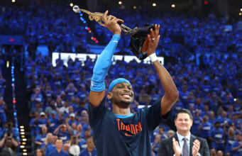 Shai Gilgeous-Alexander wins back-to-back NBA MVP Awards