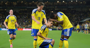 Sweden 5-1 Tunisia: Isak and Gyökeres lead World Cup rout