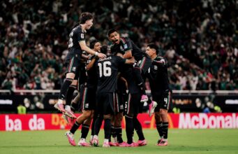 Mexico reach World Cup knockout stage after South Korea win