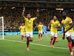 Daniel Muñoz fires Colombia into World Cup last 32