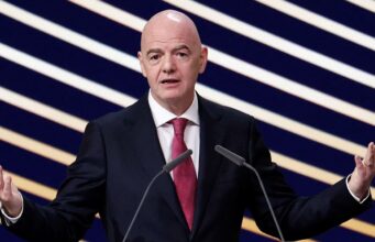 Infantino calls emergency FIFA meeting as leadership crisis deepens