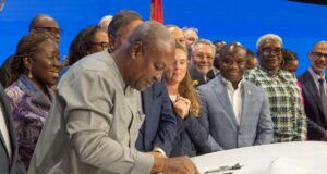 Mahama promotes Ghana’s investment drive at Nasdaq