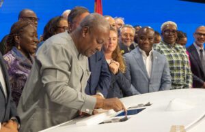 Mahama promotes Ghana’s investment drive at Nasdaq